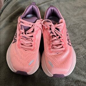 Hoka Bondi 8 Sneakers Pink/Burgundy Size 6.5